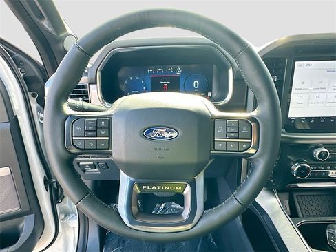 Used 2025 Ford F150 Platinum image 11