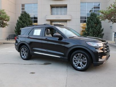 Used 2025 Ford Explorer Active w/ Active Comfort Package