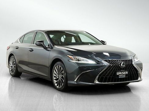 Used 2025 Lexus ES 350 w/ Luxury Package FWD image 7