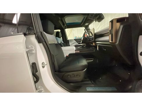 New 2024 GMC Hummer EV 3X image 19
