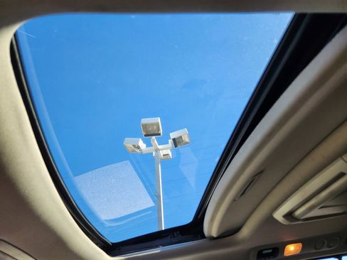 Used 2014 Honda Odyssey Touring image 30