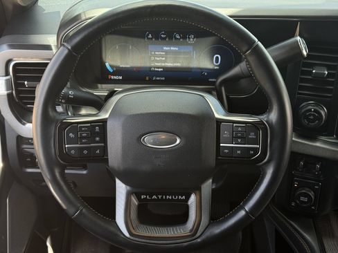 Used 2023 Ford F250 Platinum w/ FX4 Off-Road Package AWD/4WD image 16