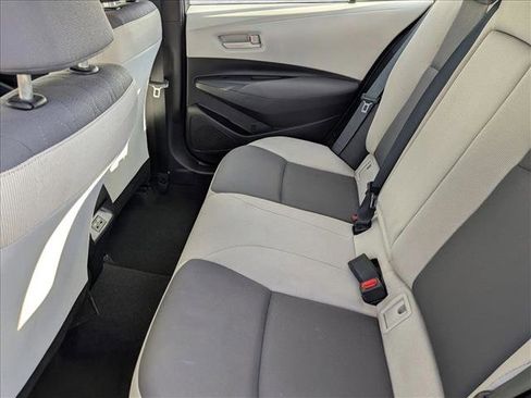Used 2023 Toyota Corolla LE image 18