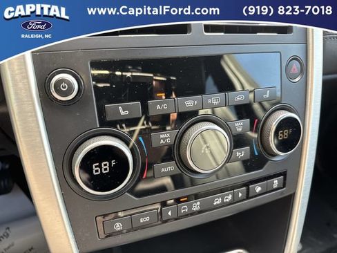 Used 2019 Land Rover Discovery Sport HSE AWD/4WD image 30