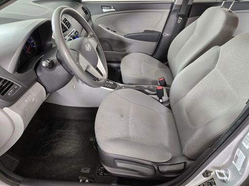 Used 2014 Hyundai Accent GLS image 15