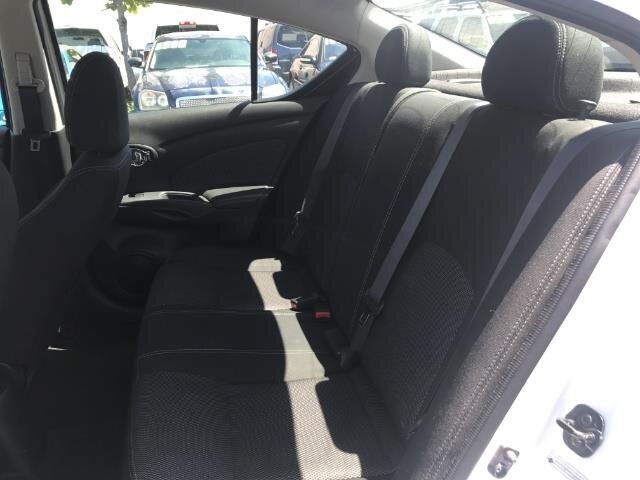 Used 2016 Nissan Versa SV FWD image 6