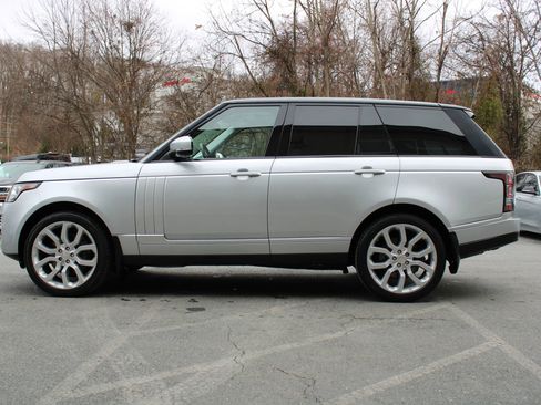 Used 2015 Land Rover Range Rover Supercharged image 20