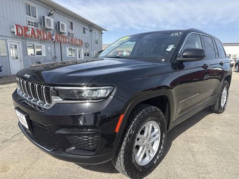 Used 2022 Jeep Grand Cherokee Laredo w/ Luxury Tech Group I image 1