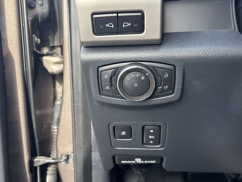 Used 2022 Ford F350 Lariat w/ Lariat Ultimate Package image 18