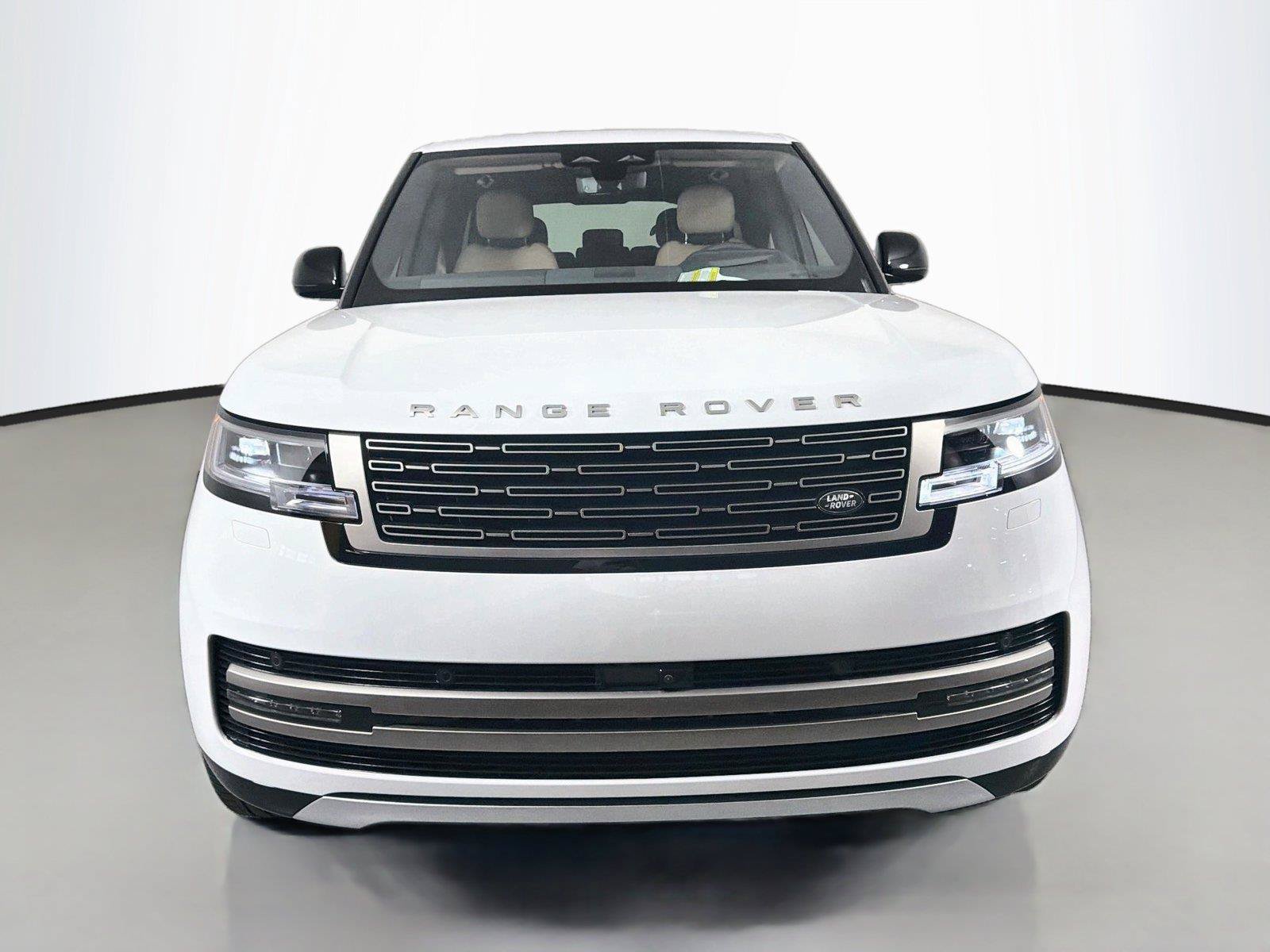 New 2026 Land Rover Range Rover SE AWD/4WD image 2