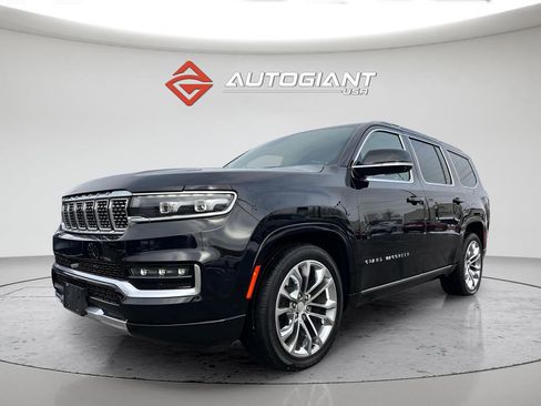 Used 2022 Jeep Grand Wagoneer Series II w/ Flexible Seating Group image 14