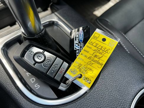 Used 2021 Ford Mustang GT Premium w/ GT Performance Package RWD image 43
