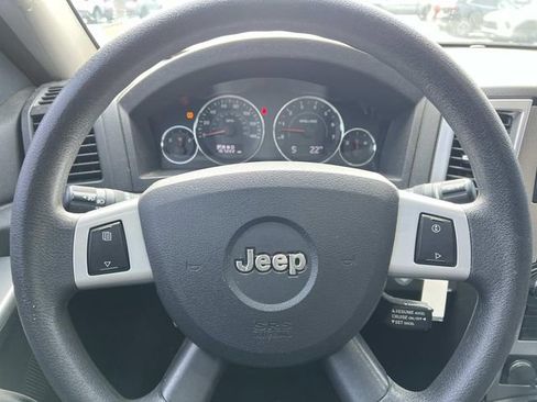 Used 2008 Jeep Grand Cherokee Laredo image 21