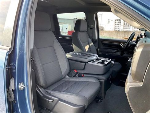 Used 2024 Chevrolet Silverado 2500 LT w/ Safety Package image 11