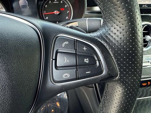 Used 2018 Mercedes-Benz GLC 300 image 35