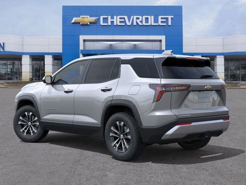 New 2026 Chevrolet Equinox LT image 3