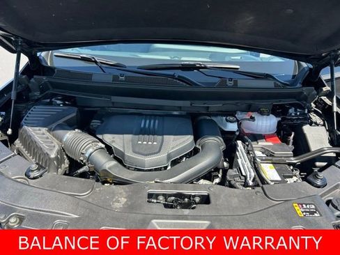 Certified 2025 Chevrolet Traverse LT image 11