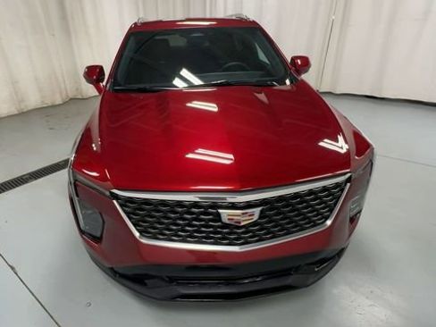 Certified 2024 Cadillac XT4 Premium Luxury w/ Cold Weather Package FWD image 3