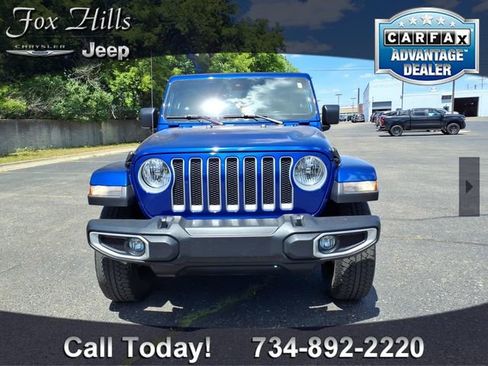 Used 2020 Jeep Wrangler Unlimited Sahara AWD/4WD image 2