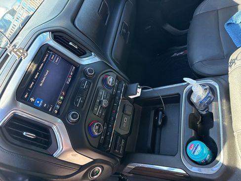 Used 2021 Chevrolet Silverado 1500 LT Trail Boss w/ Convenience Package II image 19