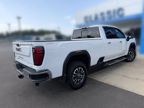 Used 2024 GMC Sierra 2500 SLT w/ SLT Premium Package AWD/4WD image 6