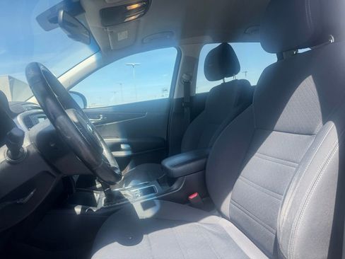 Used 2016 Kia Sorento AWD w/ LX Convenience Package image 9