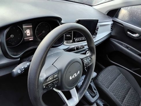 Used 2023 Kia Rio S w/ Technology Package FWD image 8