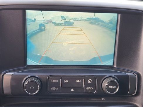 Used 2018 Chevrolet Silverado 1500 LT w/ Texas Edition image 19