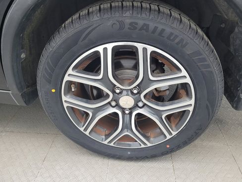 Used 2015 Mitsubishi Outlander GT image 31