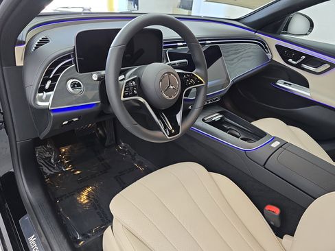 New 2026 Mercedes-Benz E 450 4MATIC Sedan image 16