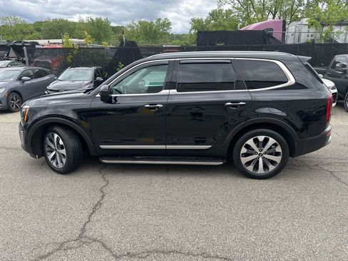 Used 2020 Kia Telluride S AWD/4WD image 3