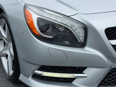 Used 2013 Mercedes-Benz SL 550 image 20