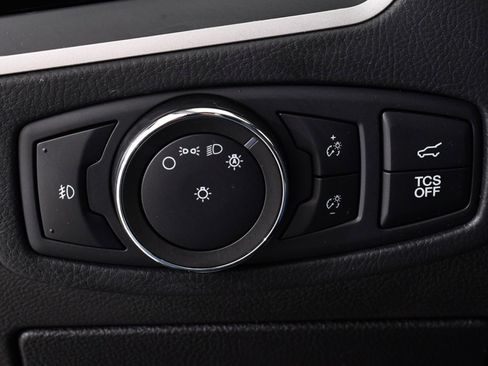 Used 2022 Ford Edge SEL w/ Convenience Package image 32