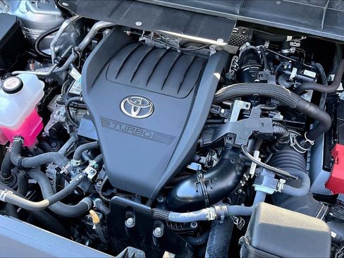 Certified 2024 Toyota Highlander LE image 30