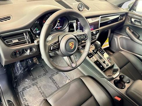 Used 2026 Porsche Macan Turbo AWD/4WD image 4