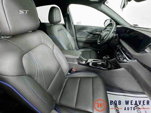 Used 2025 Buick Envista Sport Touring w/ Convenience I Package FWD image 36