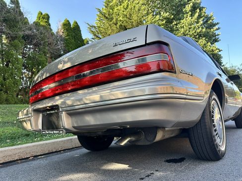 Used 1996 Buick Century Sedan FWD image 37