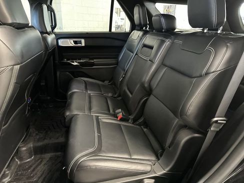 Used 2021 Ford Explorer ST image 34