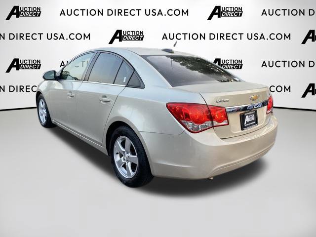 Used 2015 Chevrolet Cruze LT w/ Technology Package FWD image 20