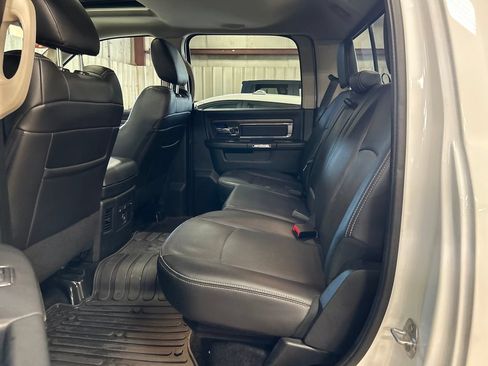 Used 2017 RAM 1500 Laramie w/ Convenience Group AWD/4WD image 21
