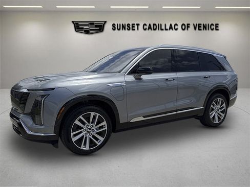New 2027 Cadillac Vistiq Luxury w/ LPO, Floor Liner Package AWD/4WD image 7