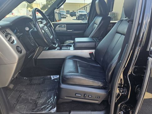 Used 2016 Ford Expedition XLT w/ Equipment Group 202A image 17