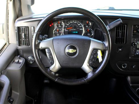 Used 2017 Chevrolet Express 2500 LT w/ LT Preferred Equipment Group image 32