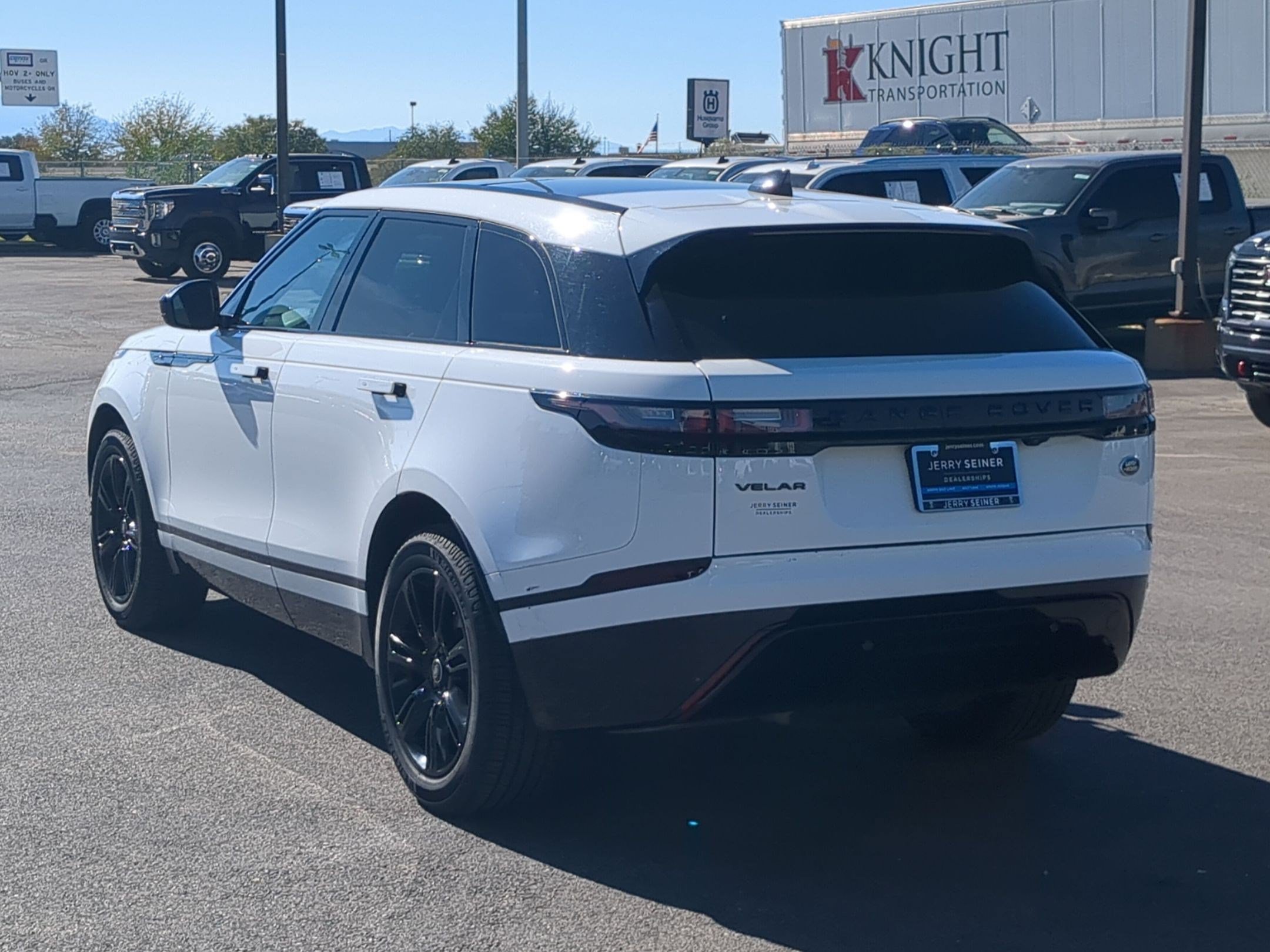 Used 2023 Land Rover Range Rover Velar R-Dynamic S AWD/4WD image 3