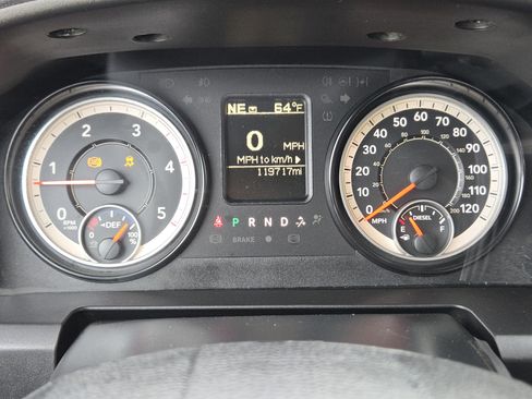 Used 2018 RAM 2500 Tradesman w/ Popular Equipment Group image 17