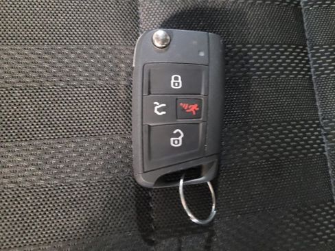 Used 2024 Volkswagen Jetta Sport image 32