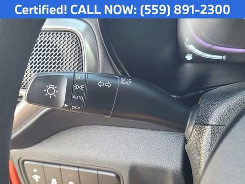 Certified 2025 Kia Soul LX w/ LX Technology Package FWD image 15