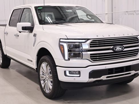 New 2026 Ford F150 Platinum w/ Equipment Group 703A Plus AWD/4WD image 3