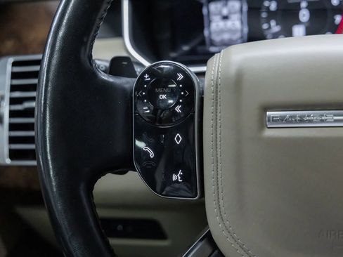 Used 2018 Land Rover Range Rover Supercharged image 16