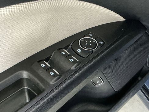 Used 2018 Ford Fusion S FWD image 16